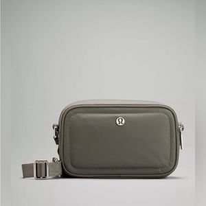 Lululemon camera bag